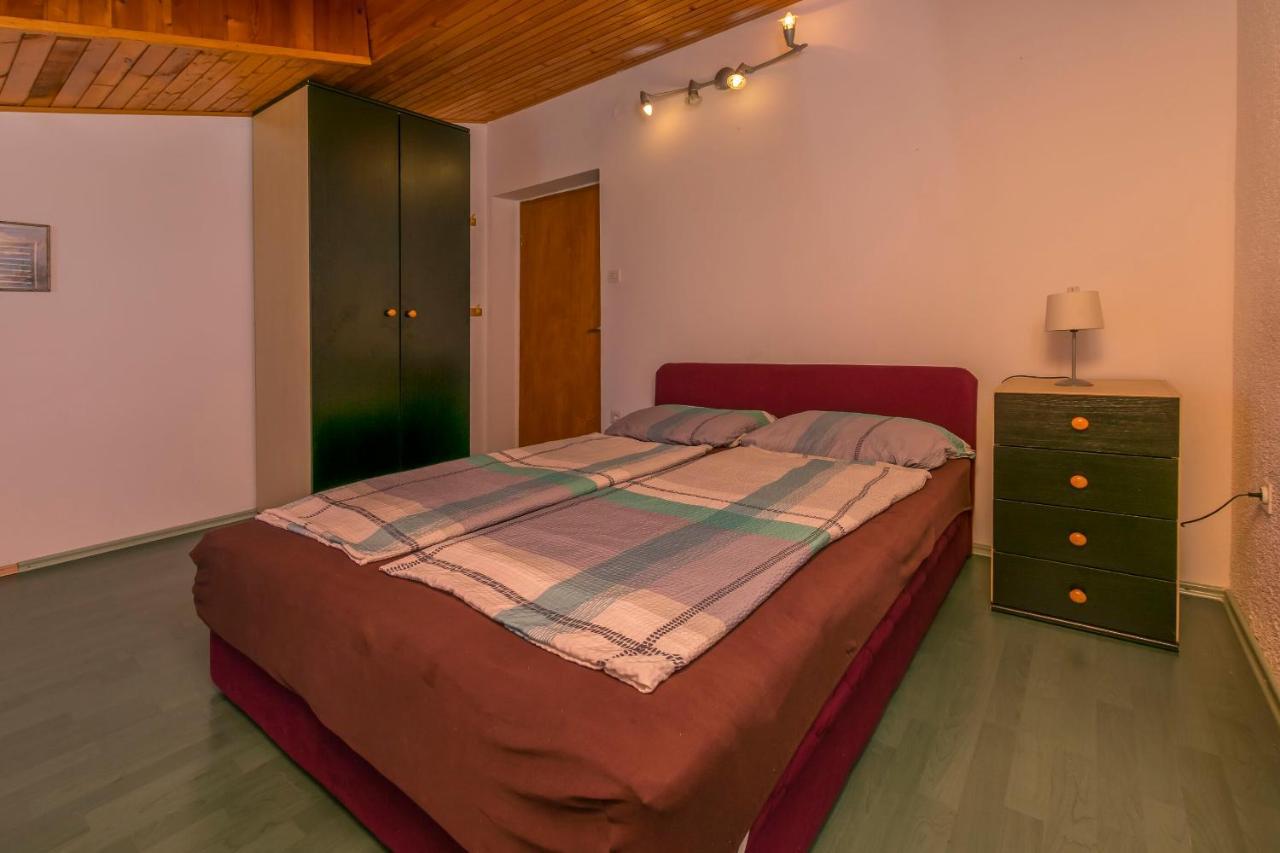 Apartments Olivera Rogoznica  Buitenkant foto