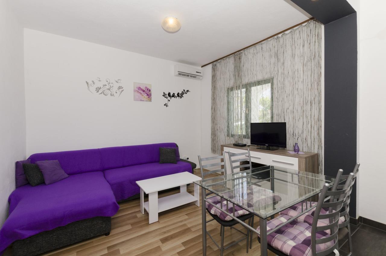 Apartments Olivera Rogoznica  Buitenkant foto